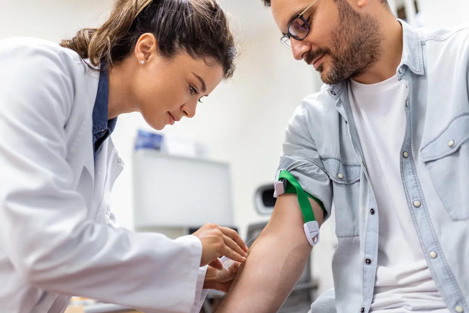 Home Blood Sample Collection: How It Works and What Tests Can Be Done