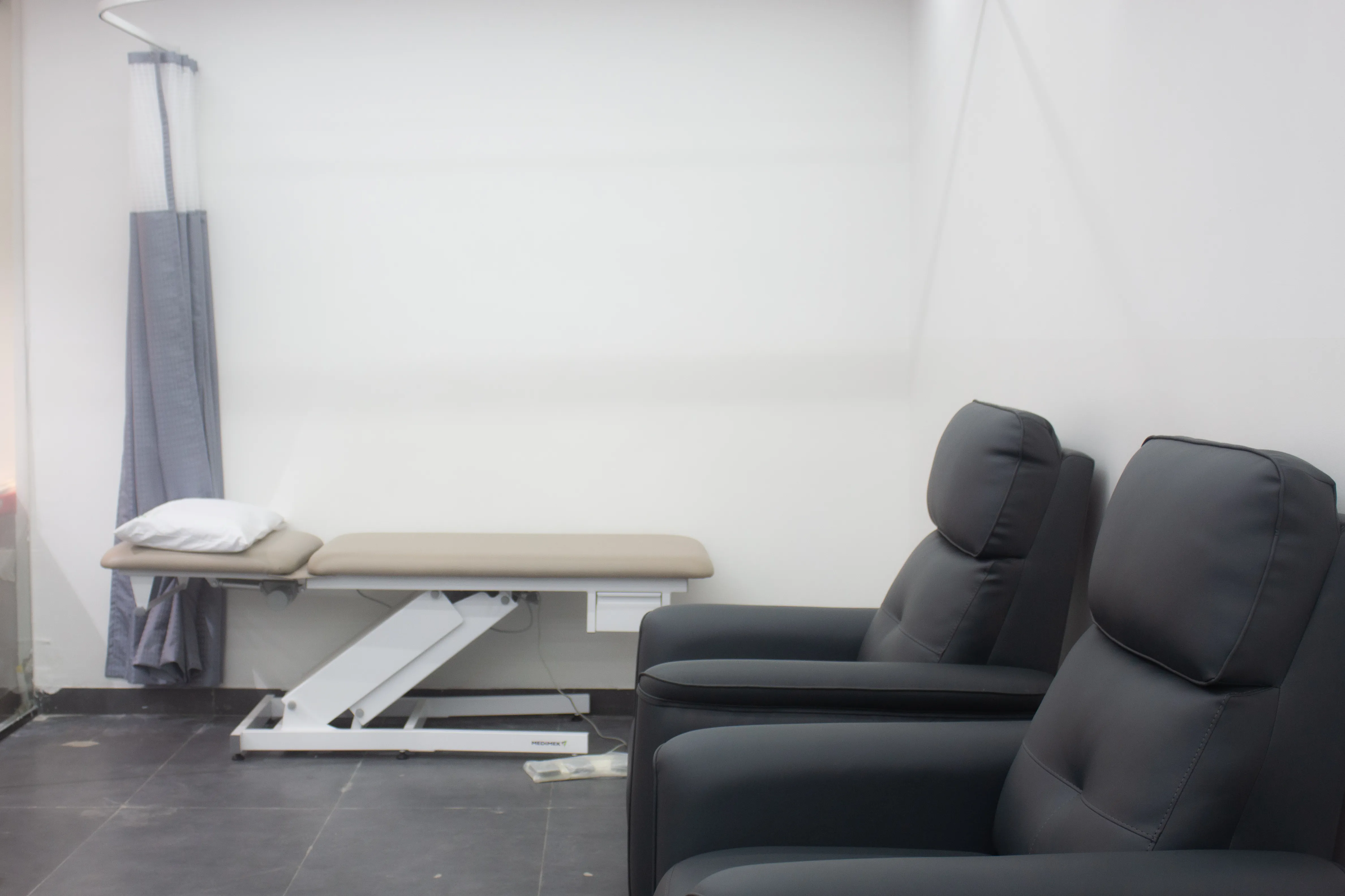 Consultation at TruScan Diagnostics